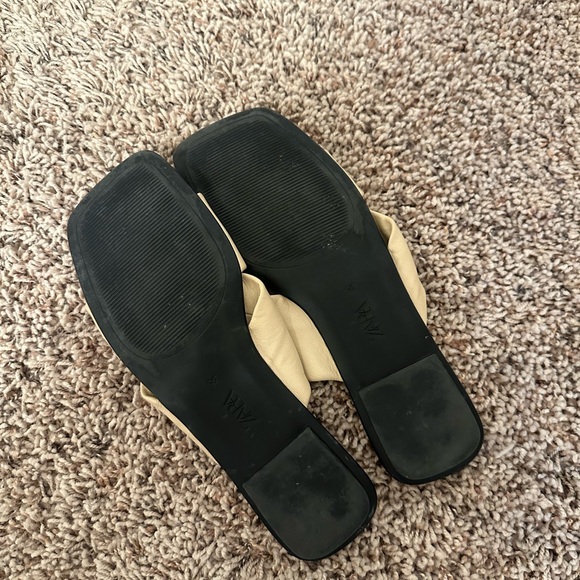 Zara Women's Tan Beige Leather Knotted Slide Sandals - Picture 3 of 4